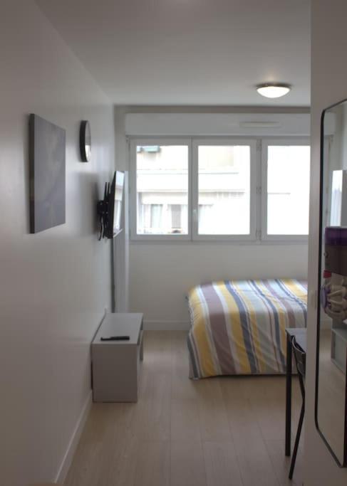 Studio Paris Sud A Cote Du Metro Apartment Вилжуиф Екстериор снимка